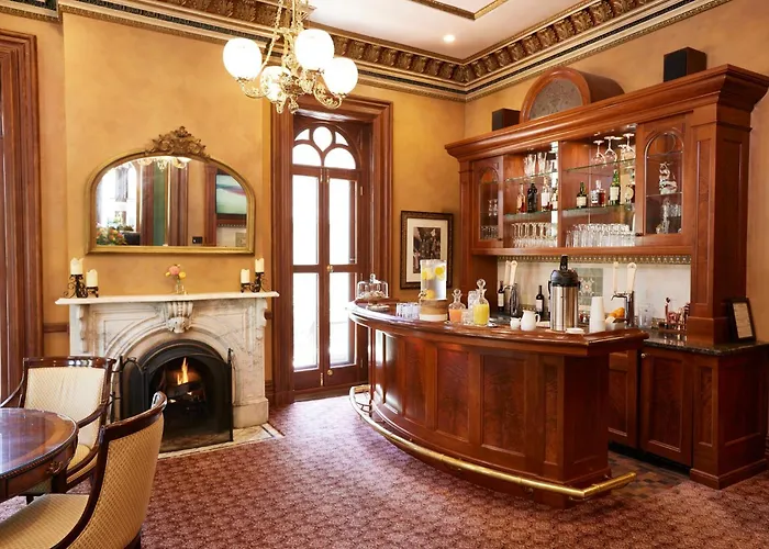 Mansion Hill Inn